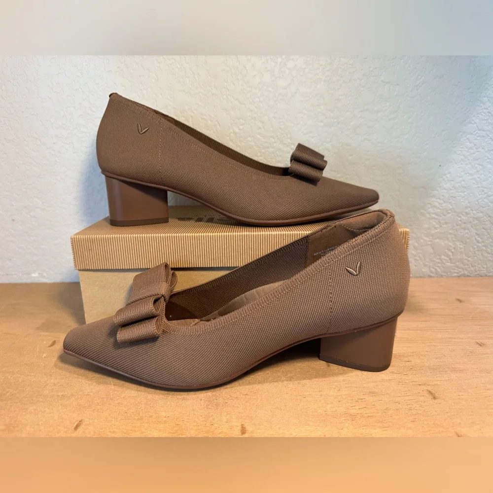 Vivaia NEW Titli Pro Square Point Toe Chunky Block Heels In Espresso Women’s 9.5